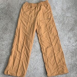 NEW Nike women’s pants